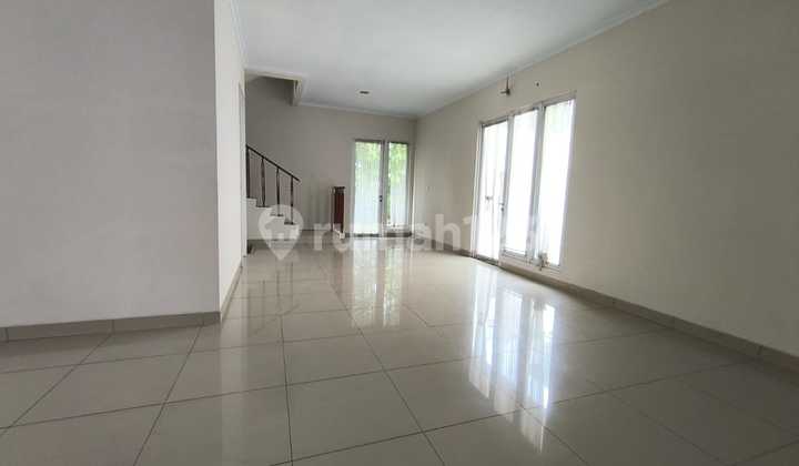 Hoo Premium House in Vernonia Summarecon Bekasi Bekasi 2