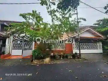  Rumah Lokasi Strategis Dekat Pintu Tol Becakayu  Bekasi 1