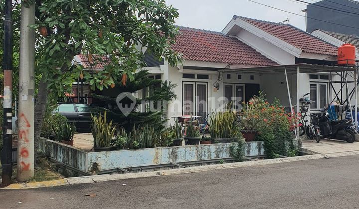 Rumah Hook Di Cluster Harmoni Harapan Indah Bekasi 2