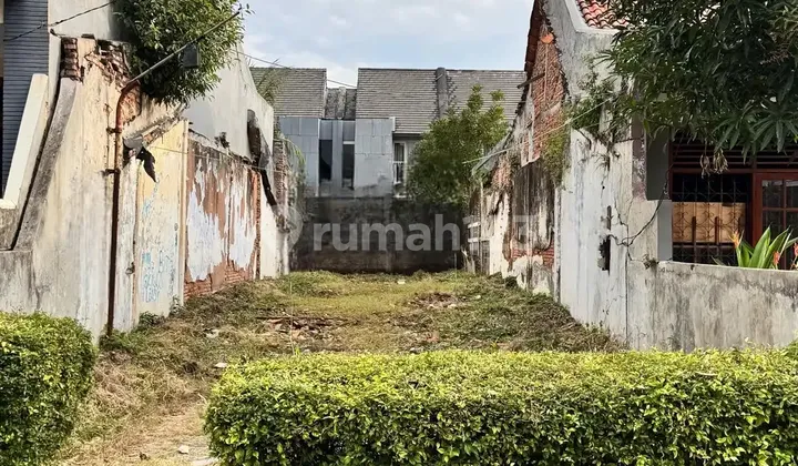 Land Plot for Sale at PLN Klender Complex, East Jakarta, Klender. Land Plot for Sale at PLN Klender Complex, East Jakarta, Klender.