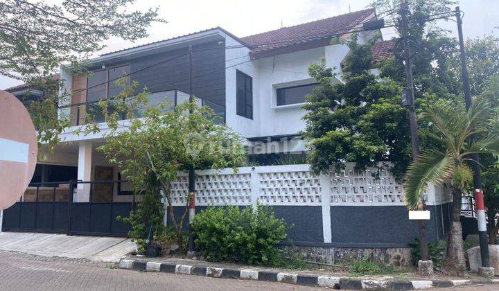 Rumah Hook Mewah Dengan Pool Di Prima Lingkar Asri Caman Bekasi 1