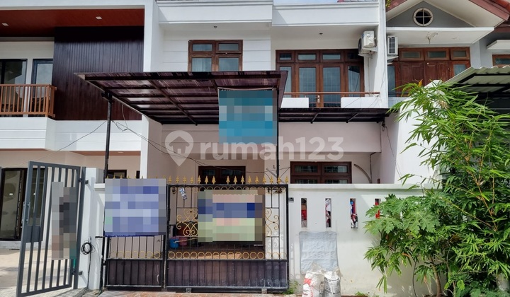 2-Story House in Kintamani Daan Mogot, West Jakarta, Good Price 1