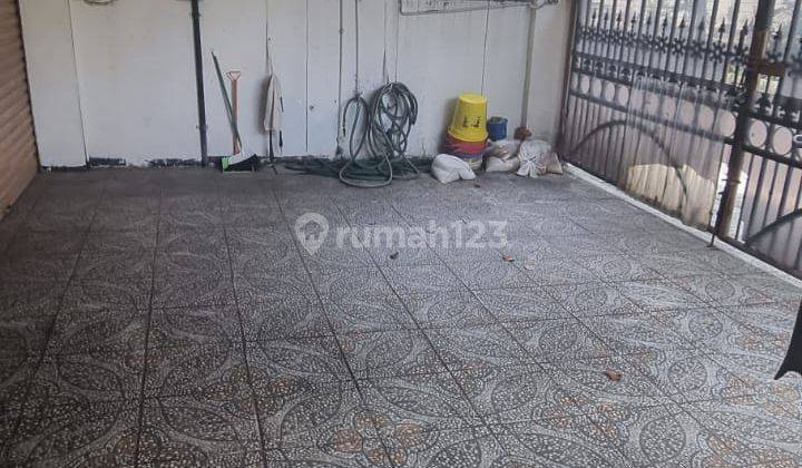 Rumah Bagus Siap Huni Lokasi Strategis di Jakarta Pusat  4