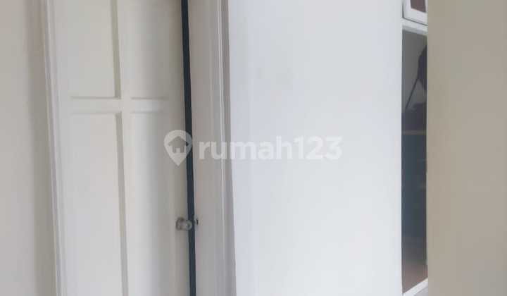 Rumah Bagus dan Terawat di Banjar Wijaya Tangerang Strategis Rumah Bagus dan Terawat di Banjar Wijaya Tangerang Strategis