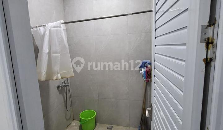 Rumah Bagus Dan Sangat Terawat 3 Lantai di Metland Puri Lokasi Ok
