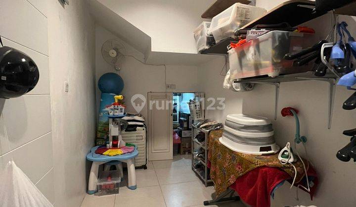 Rumah Bagus Dan Terawat di Riviera At Puri Tangerang Siap Huni  2