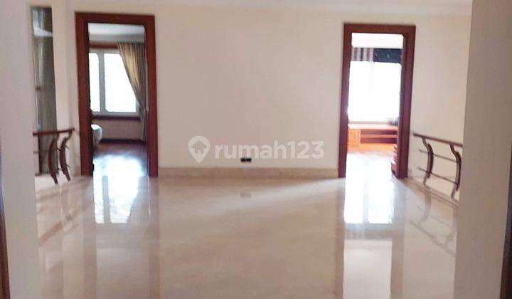 Rumah Bagus 2 Lantai di Pondok Indah Jakarta Selatan Posisi Hoek 2