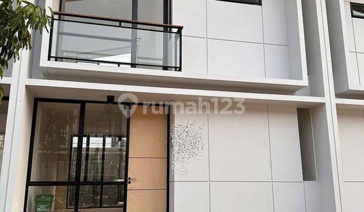 Rumah Hunian di Komplek Cendana Cove Lippo Karawaci Nego 