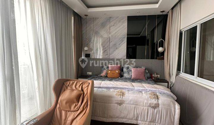 Rumah 2 Lantai Full Furnish di Riviera At Puri Tangerang Nego 2