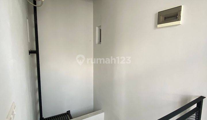 Rumah 3Lt Minimalis Modern Dalam Komplek, Bisa Untuk Rumah Kost 1