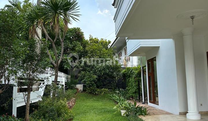 Di Jual Rumah Mewah 2Lt Sangat Cocok untuk Keluarga Besar di Permata Hijau Jakarta Selatan