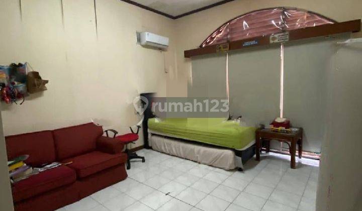 Di Jual Rumah Modern Classic Full Furnished di Kebon Jeruk Jakarta Barat 1