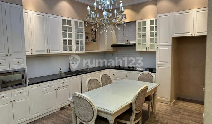 Rumah 2,5 Lantai di Green Puri Jakarta Barat Kondisi Terawat 1