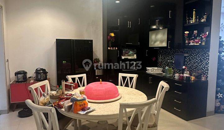 Rumah Hunian Semi Furnished di Cluster Amerika Green Lake City 1