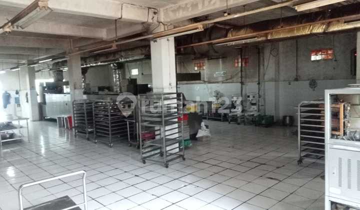 4-Storey Shop House, Highly Strategic Location by Main Road in Pondok Gede, East Jakarta 2