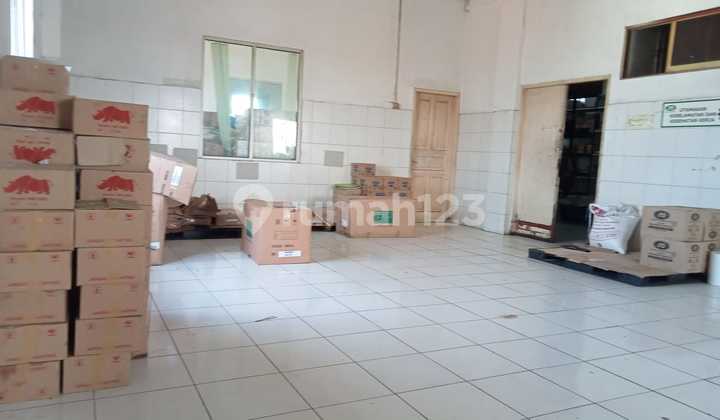 Ruko Bangunan 4Lt,Pinggir Jalan Raya sangat Strategis di Pondok Gede- Jakarta Timur