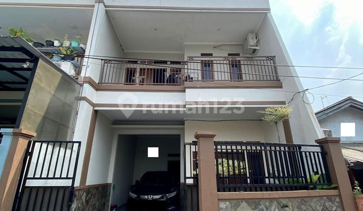 Rumah SHM Siap Huni di Duri Kosambi Cengkareng - 2 Carport, Nego