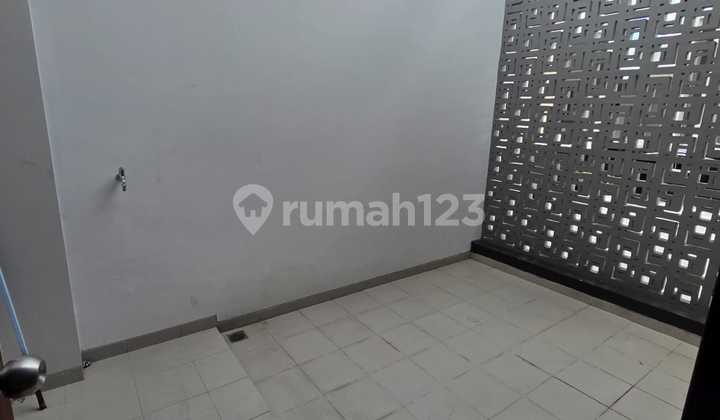 2-Story House in Eldora Cluster, Suvarna Sutera, Tangerang 2