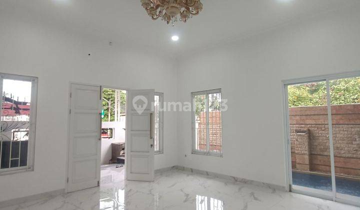 Rumah Minimalis Modern Dan Mewah , Bangunan Baru Sudah Rapi Siap Huni 2