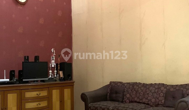 Harga Nego! Rumah Siap Huni 6 Kamar Tidur Cocok untuk Keluarga Besar di Modernland Tangerang Harga Nego! Rumah Siap Huni 6 Kamar Tidur Cocok untuk Keluarga Besar di Modernland Tangerang