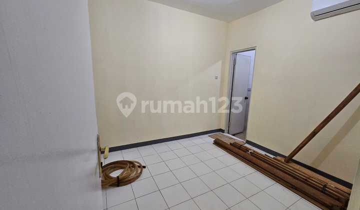 Strategic Metro Permata 1 House - Near Toll Road, Mandaya Hospital