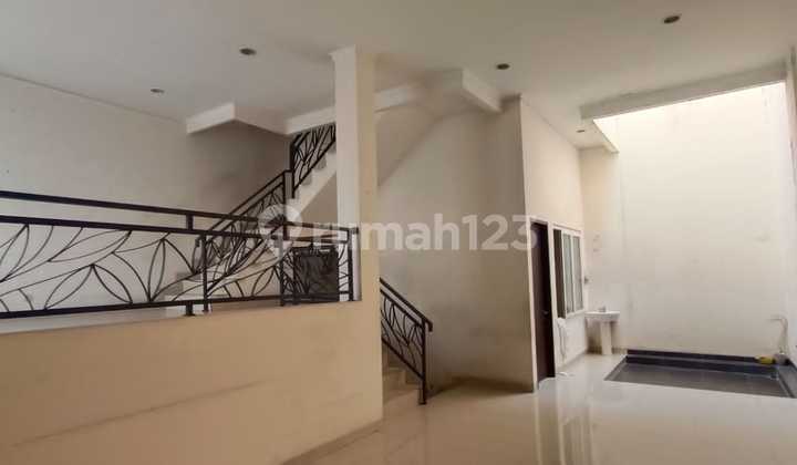 Di Jual Rumah 3Lt Minimalist Modern Kelapa Gading- Jakarta Utara 2