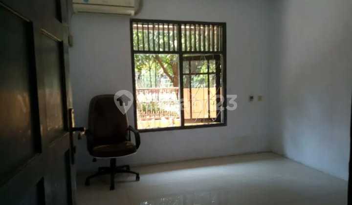 Di Jual Rumah Tipe Hoek 2