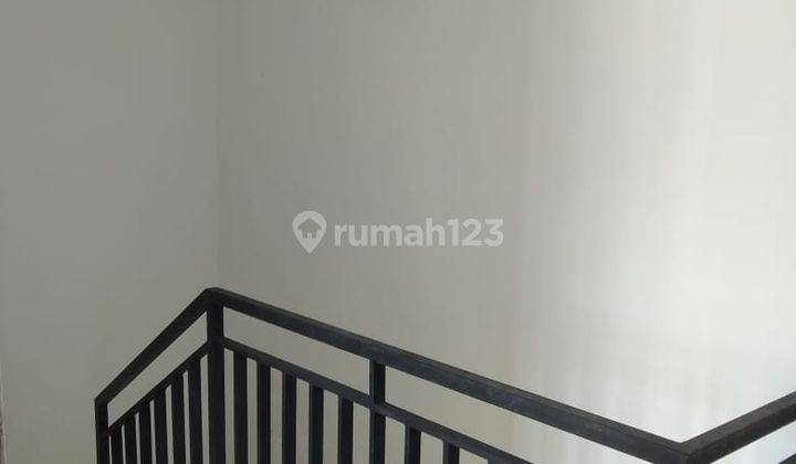 Dijual Rumah Bagus Dan Terawat di Perumahan Kaisar Mansion  2