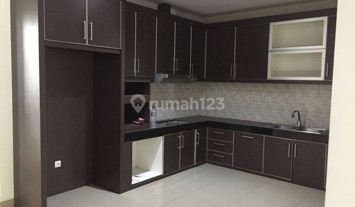 Di Jual Rumah Siap Huni di Perumahan Victoria Park Residance  2