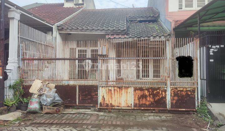 Di Jual Rumah Hitung Tanah di Citra 3 Jakarta Barat Strategis 1