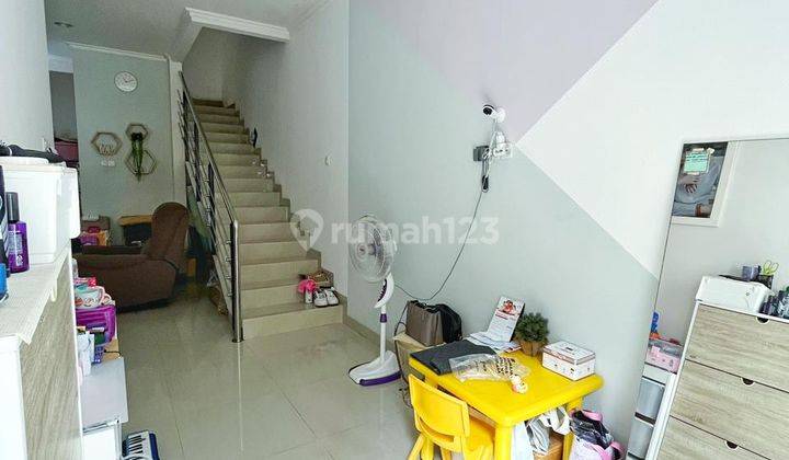 Dijual Rumah di Tanjung Duren Utara, Jakarta, Strategis, Nego 2