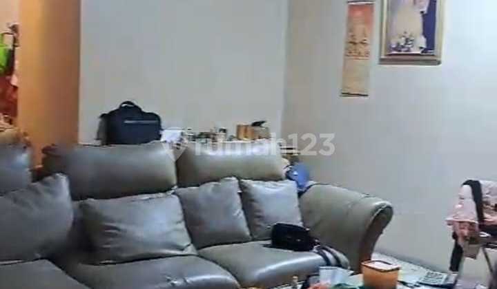 Ready-to-Occupy House in Citra 5 West Jakarta, Strategic Location, Negotiable