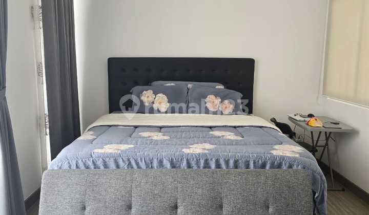 Ready-to-Occupy House in Riviera Tangerang, Strategic Location 2