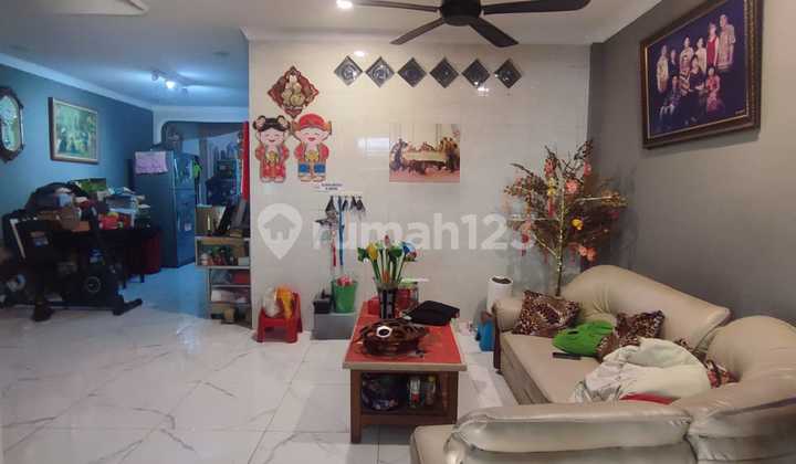 Rumah Siap Huni di Taman Palem Lestari Jakarta Barat Strategis