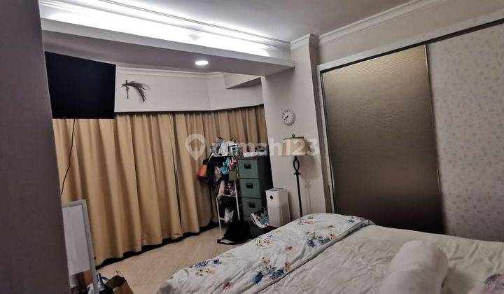 Dijual Apartemen Taman Anggrek Di Tanjung Duren Semi Renovated 2