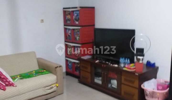 Ready-to-Occupy House in Banjar Wijaya Cipondoh Tangerang Strategic Location 2