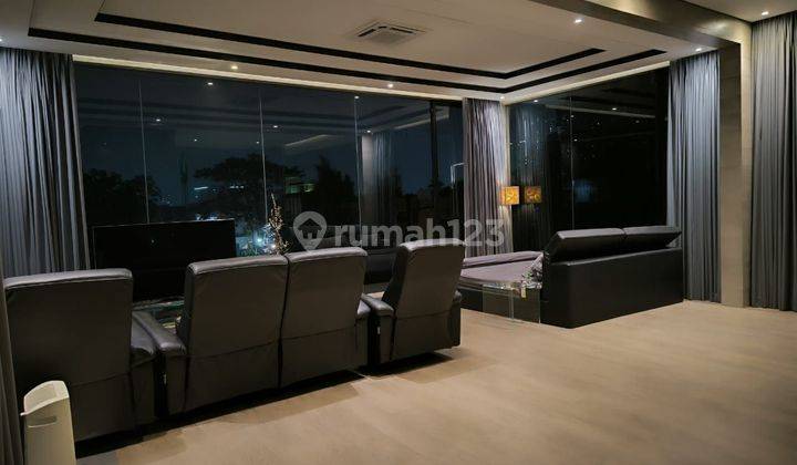 Rumah Mewah 4 Lantai  Sudah Renovasi Siap Huni Hadap Utara Shm 2