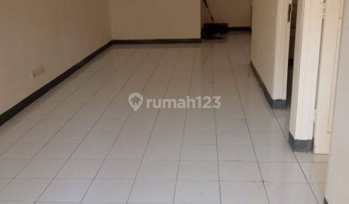 Rumah Kontrakan Jakarta Barat Sudah Renovasi Shm Hadap Tenggara 1