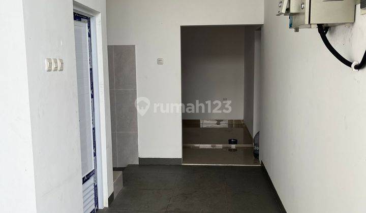 Gudang Siap Pakai di Nerogtog Pinang Tangerang 1