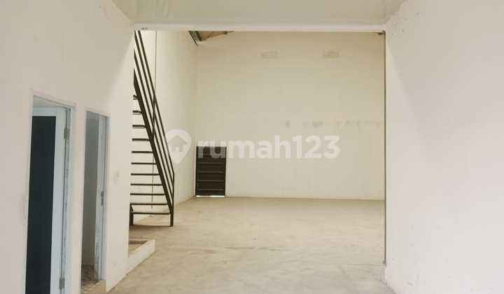 Spacious Multi-Purpose Warehouse in Teluk Naga, Tangerang Spacious Multi-Purpose Warehouse in Teluk Naga, Tangerang