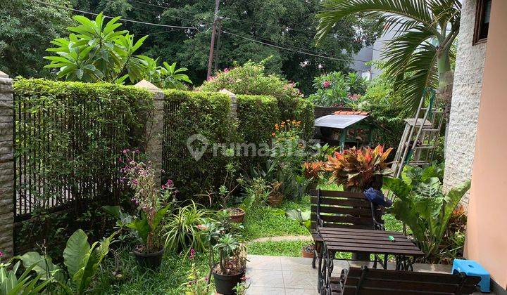 Cepat Dapat Rumah Hoek di Taman Aries, Jakarta Barat, Nego 2