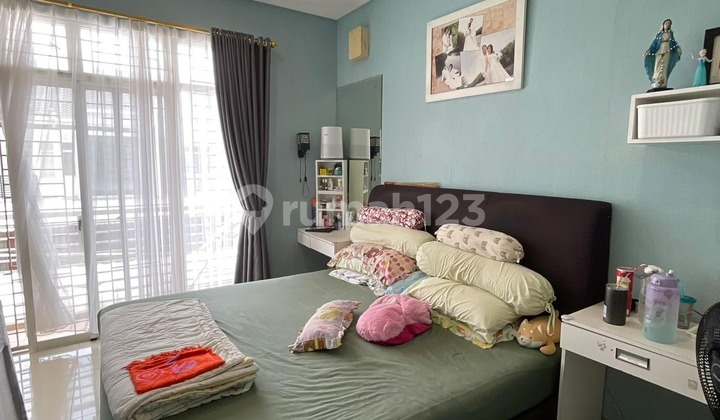 Nego Rumah Sudah SHM & Super Strategis! Rumah Bagus Semi Furnished Full Renovasi di Cluster Amerika Glc Wajib Lihat Cuma 1,535M! Nego Rumah Sudah SHM & Super Strategis! Rumah Bagus Semi Furnished Full Renovasi di Cluster Amerika Glc Wajib Lihat Cuma 1,535M!