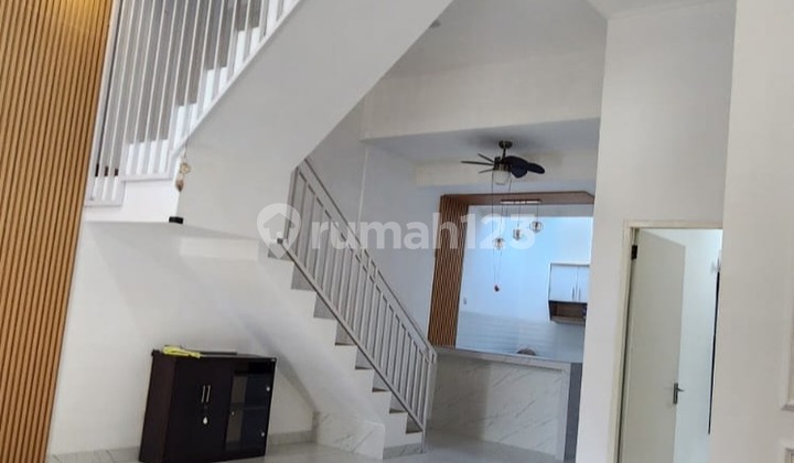 Harga Nego! Rumah Area Strategis, Lingkungan Nyaman dan Kondisi Bagus Like New di Poris Cipondoh