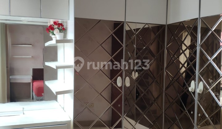 Nice House with Strategic Location in Asia Green Lake City Cluster at an Affordable Price