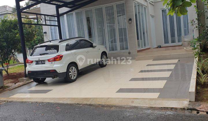 Rumah di Chalcedony Barat Pondok Hijau Golf Gading Serpong  1