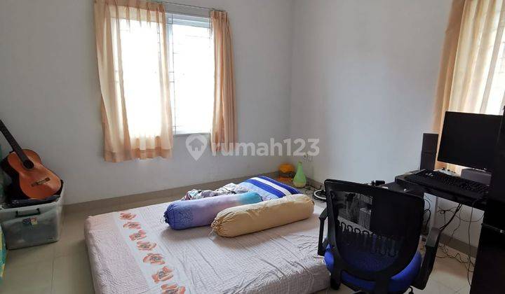 Rumah Terawat di Omaha Village Gading Serpong, Jual Cepat 8