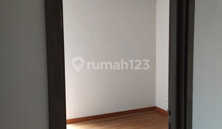 Jual Cepat Rumah Mewah Cluster Caelus Greenwich Park, Bsd City 10