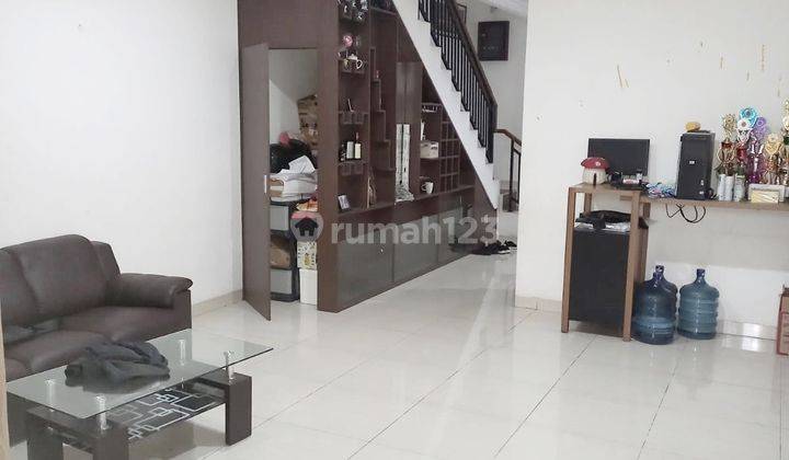 Rumah Minimalis Terawat di Taman Semanan Indah, Lokasi Strategis 1