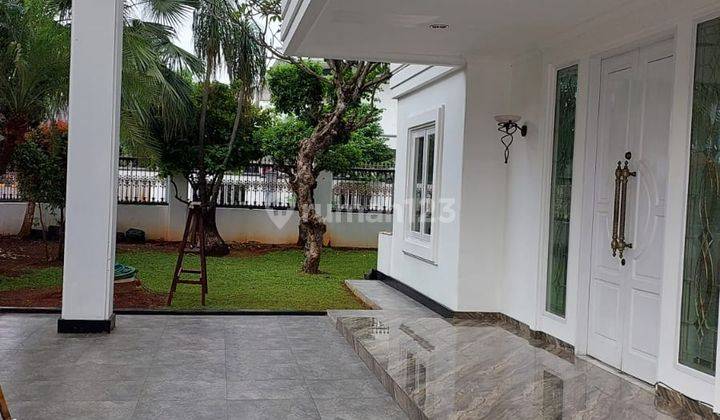 Dijual Rumah Mewah Hoek Bagus di Kebon Jeruk Intercon, Bisa Nego 1