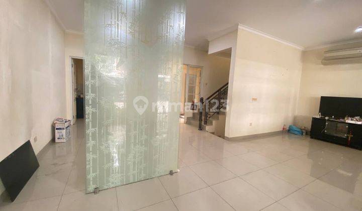 Murah, Jarang Ada, Rumah di Cluster West Europe Green Lake City 2